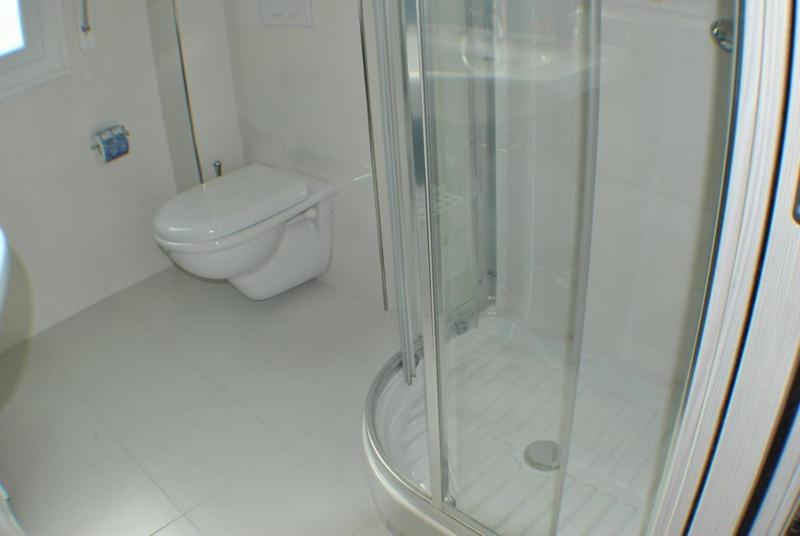 Hotel Bristol Лайджелия Екстериор снимка